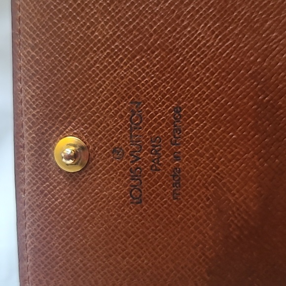 Louis Vuitton LV Monogram Tresor Wallet - Picture 10 of 14